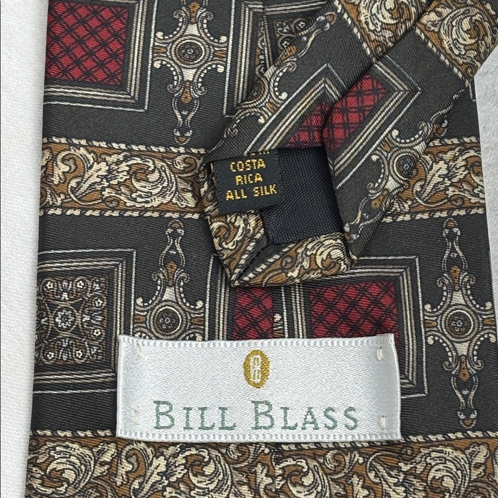 Bill Blass Men's 100% Silk Tie Collection - Red, Purple, Green - Picture 3 of 7